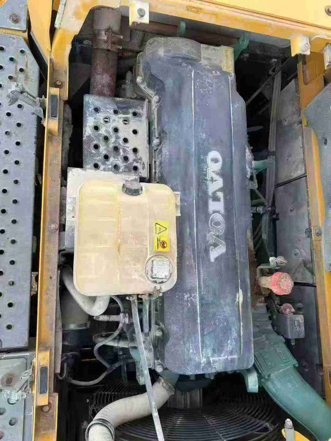 Used Volvo EC480 Excavator 2019 Model / 3