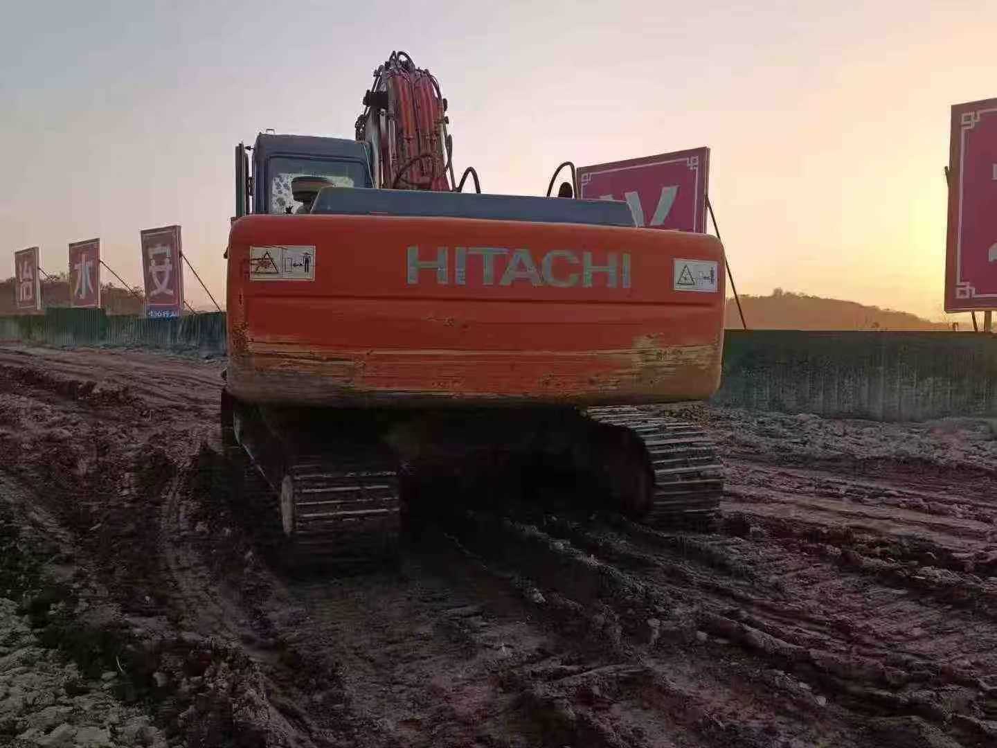 Used Hitachi ZW250 Excavator 2014 Model / 2