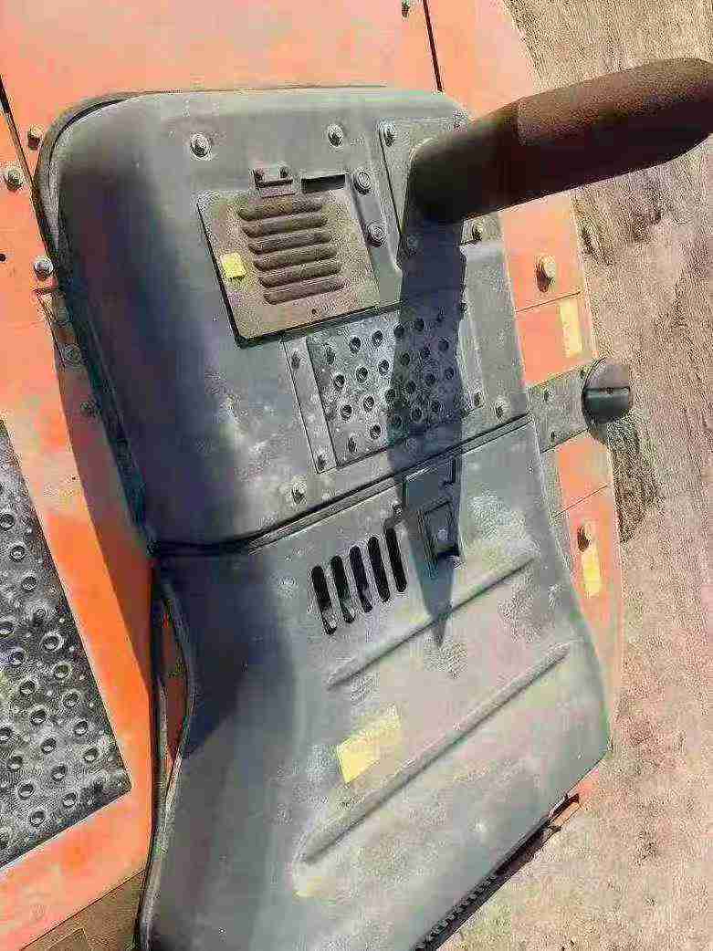Used Hitachi ZX80 Excavator 2016 Model / 6