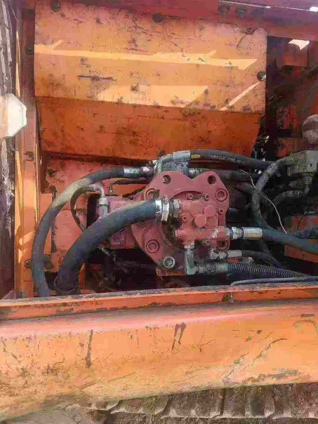 Used Doosan DH220-7 Excavator 2010 Model / 3