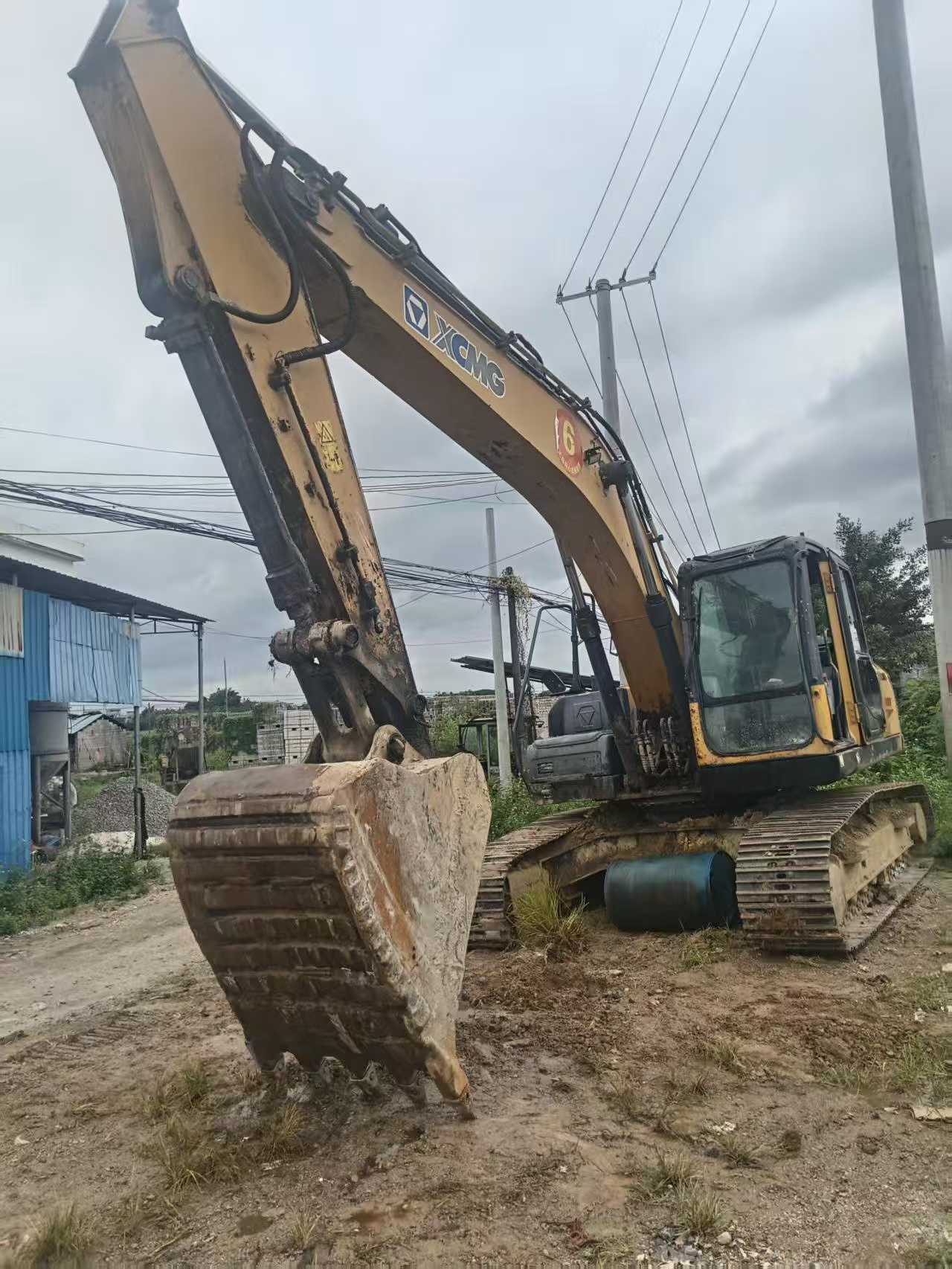 Used XCMG XE215 Excavator 2015 Model / 4