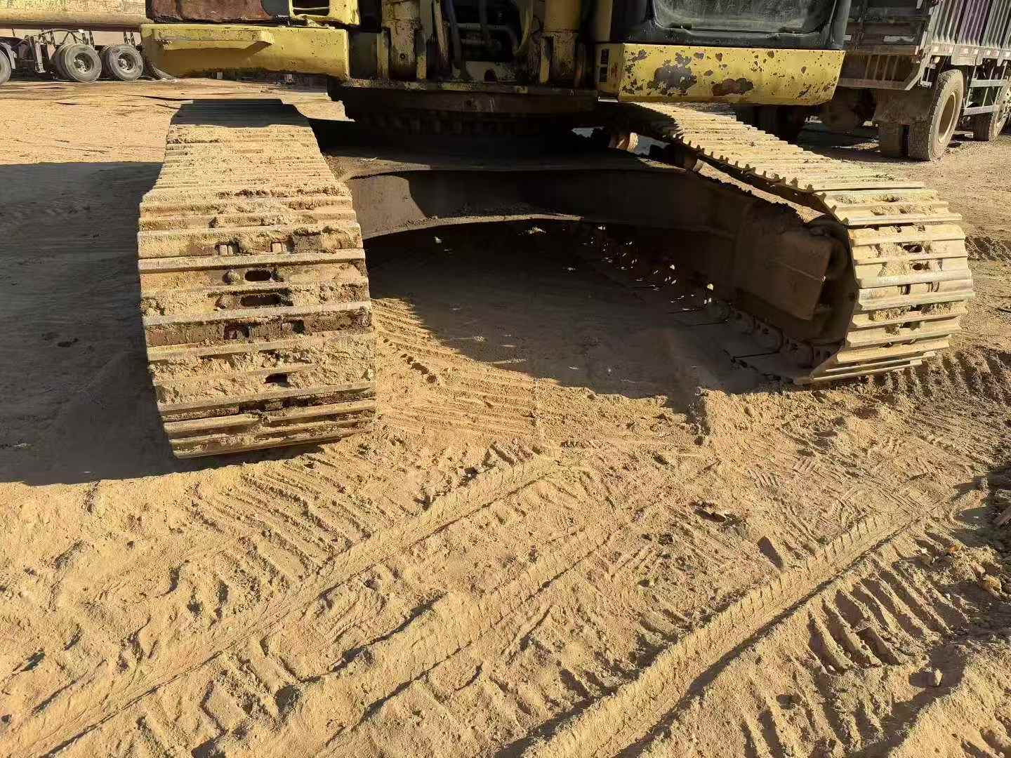 Used Caterpillar 325B Excavator 2016 Model / 7