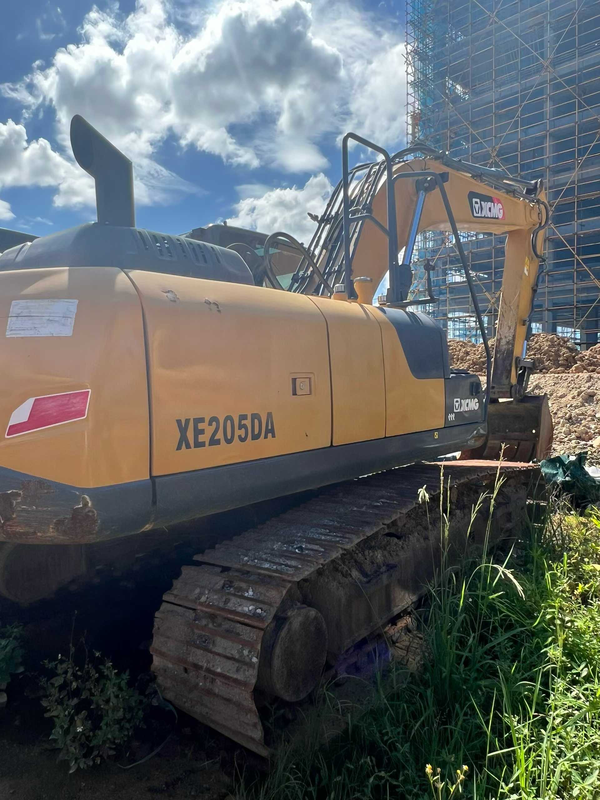 Used XCMG LW200 Excavator 2022 Model / 2