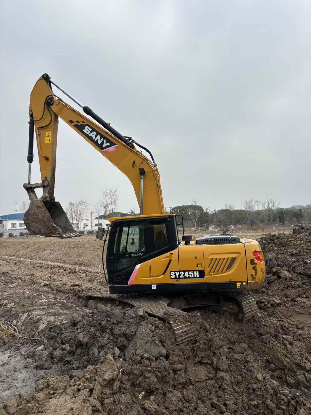 Used Sany SY215W Excavator 2020 Model / 2