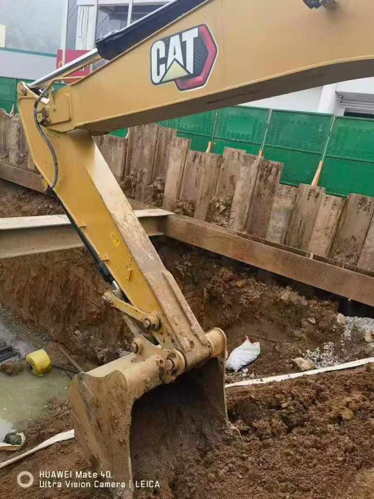 Used Caterpillar 323 Excavator 2022 Model / 8