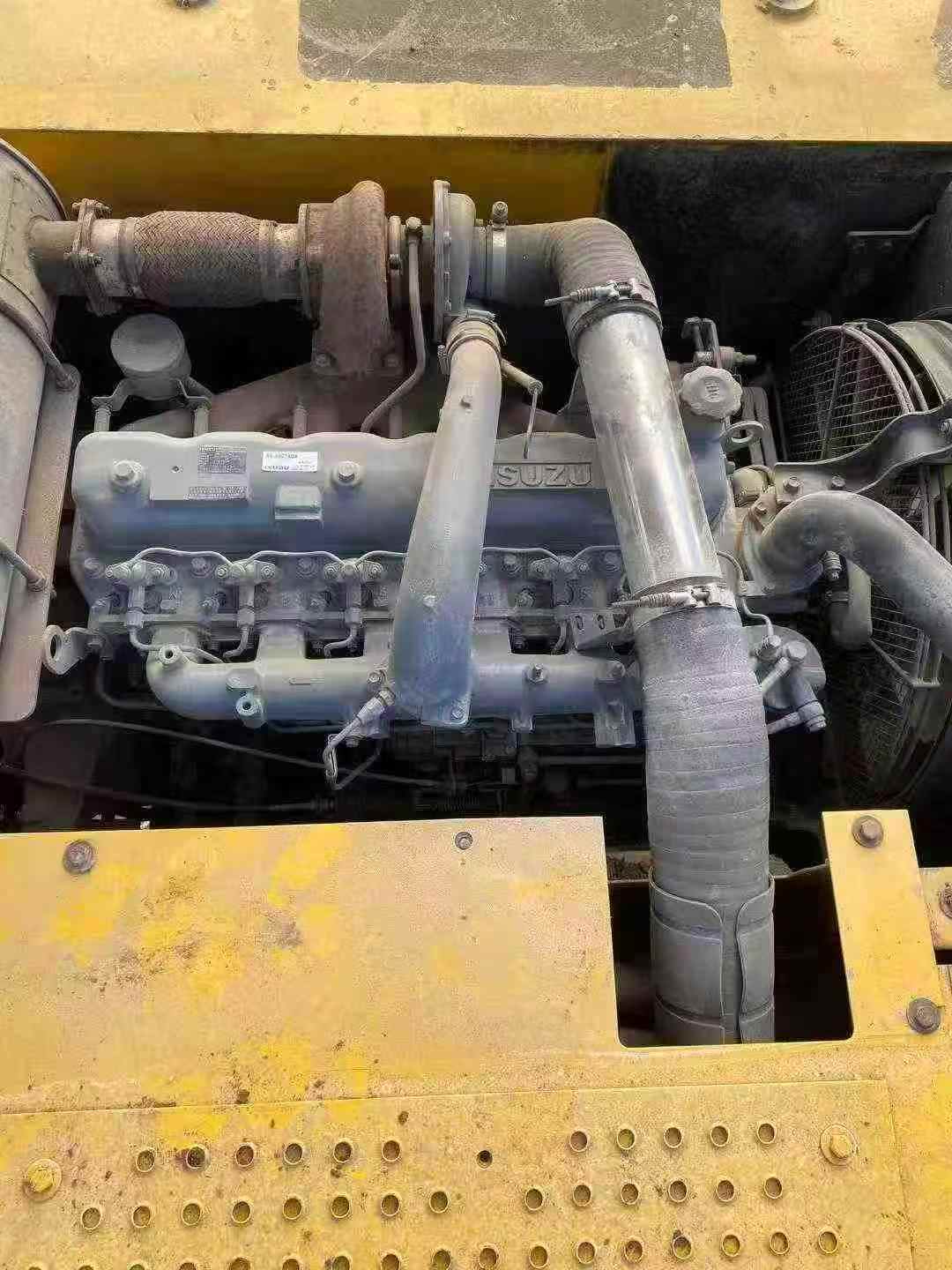 Used XCMG XE265D Excavator 2016 Model / 4