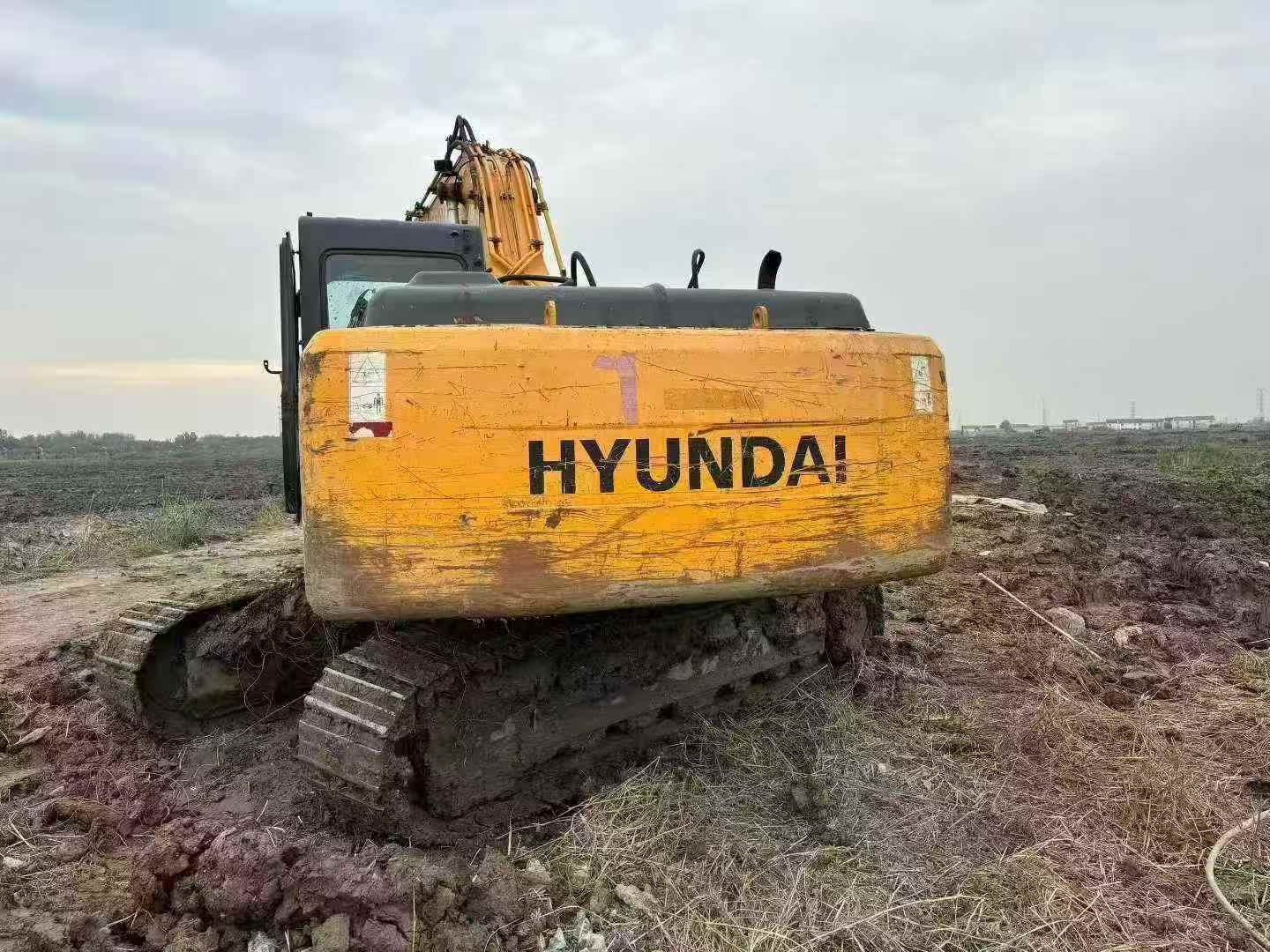 Used Hyundai R215-7 Excavator 2016 Model / 5