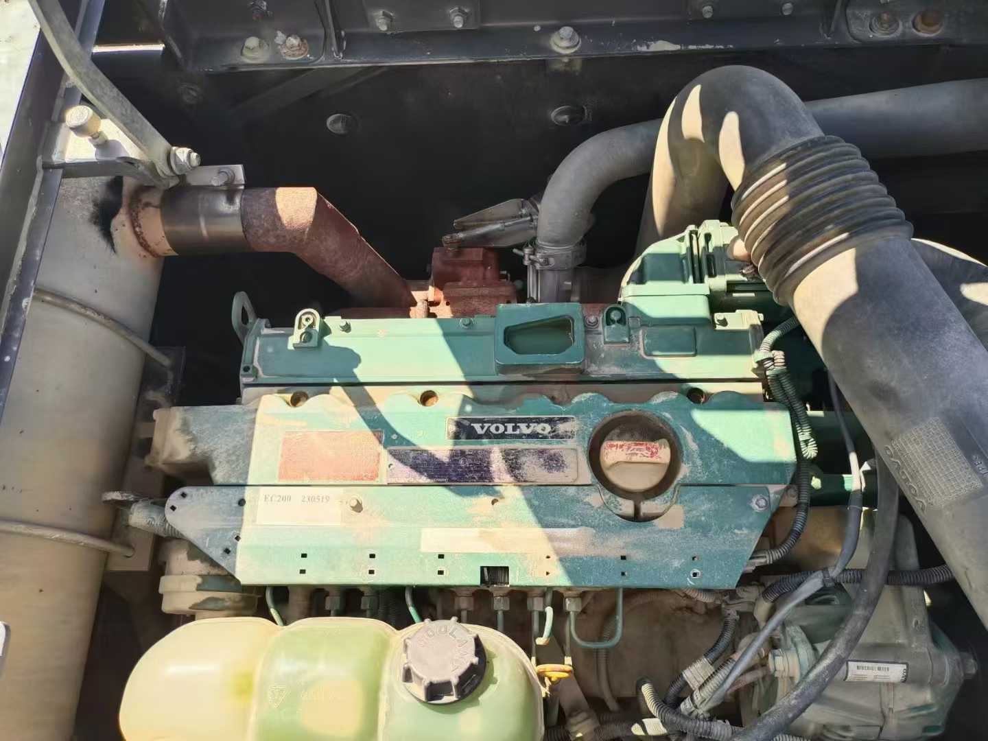 Used Volvo EC200 Excavator 2018 Model / 4