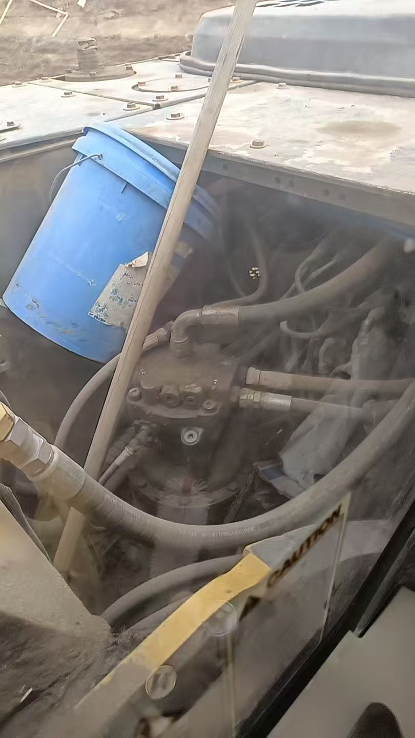 Used Sumitomo SH210-5 Excavator 2012 Model / 6