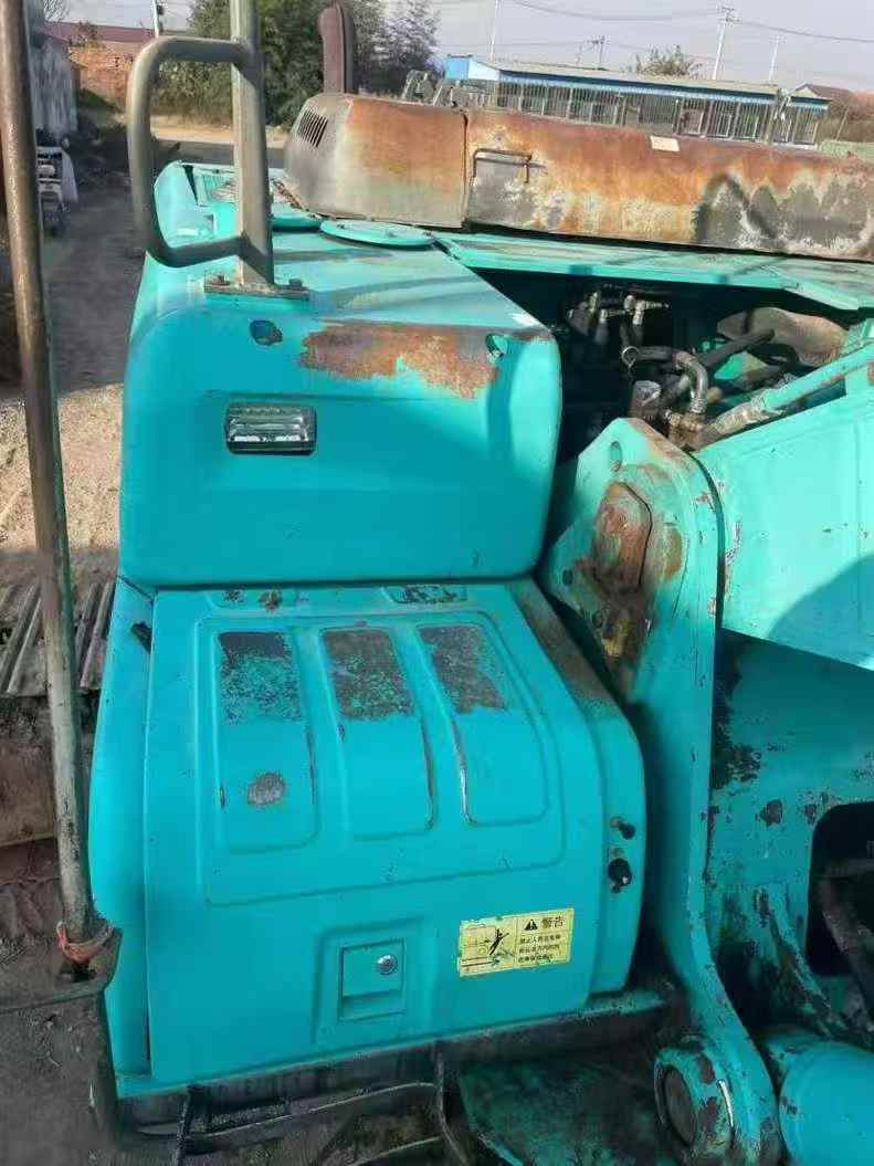 Used Kobelco SK250-6E Excavator 2016 Model / 3