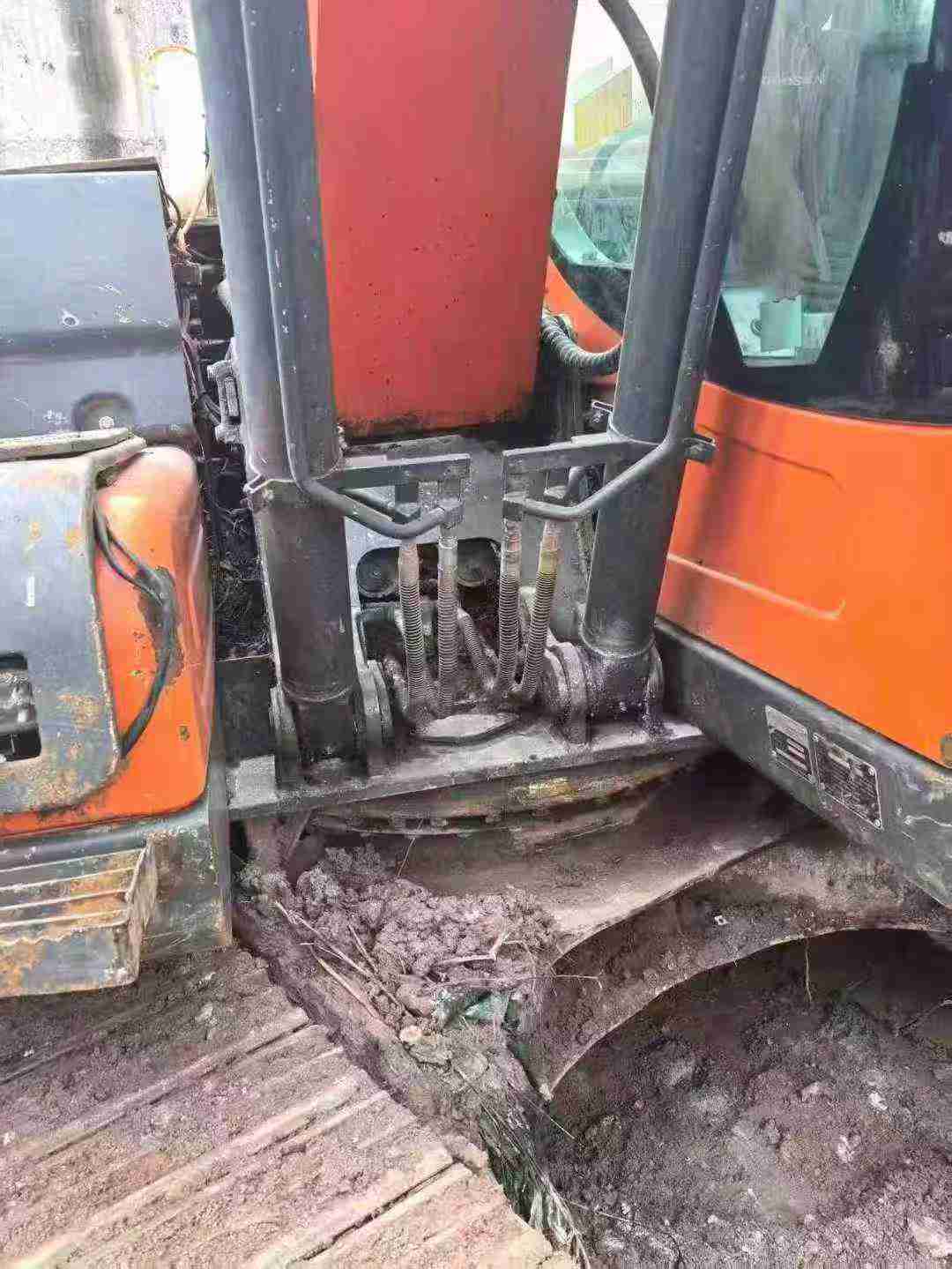 Used Doosan DH130LC-V Excavator 2016 Model / 5