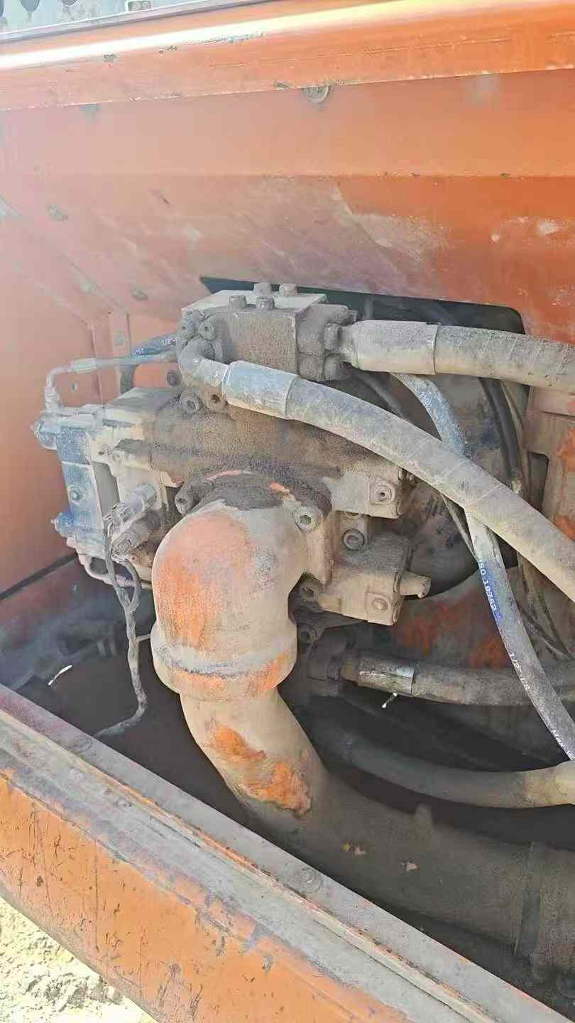 Used Doosan DX80 Excavator 2014 Model / 6