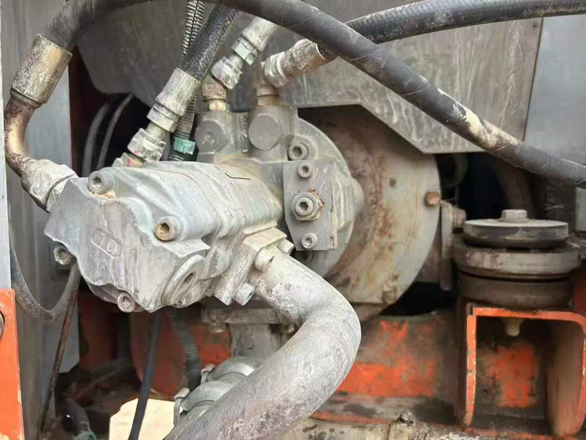 Used Hitachi ZX60 Excavator 2011 Model / 9