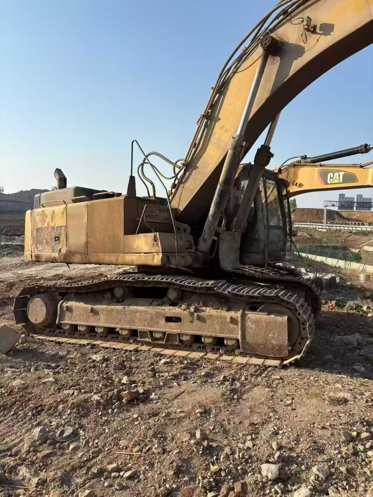 Used Caterpillar 345D Excavator 2016 Model / 6