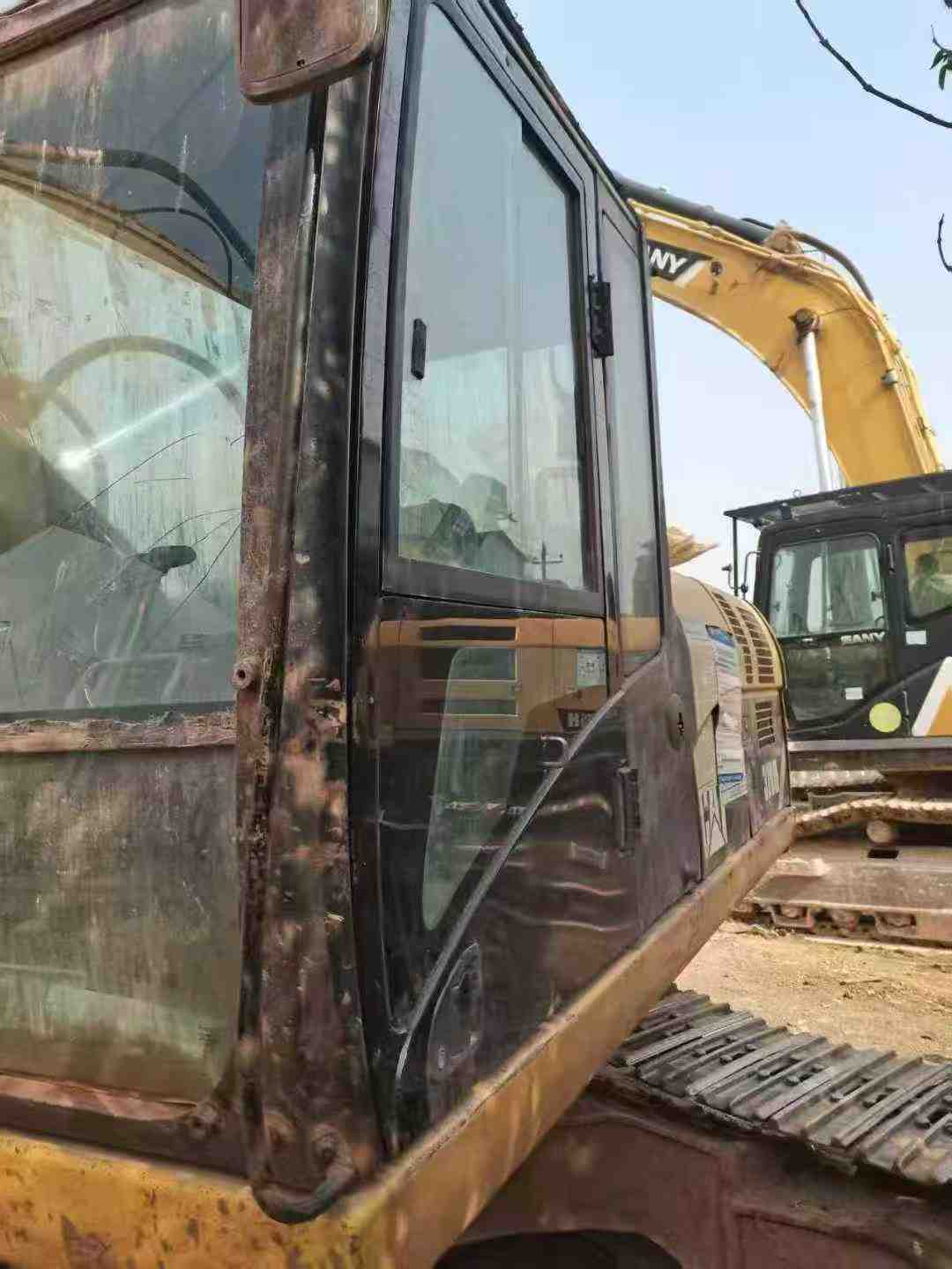 Used Caterpillar 320D Excavator 2009 Model / 3