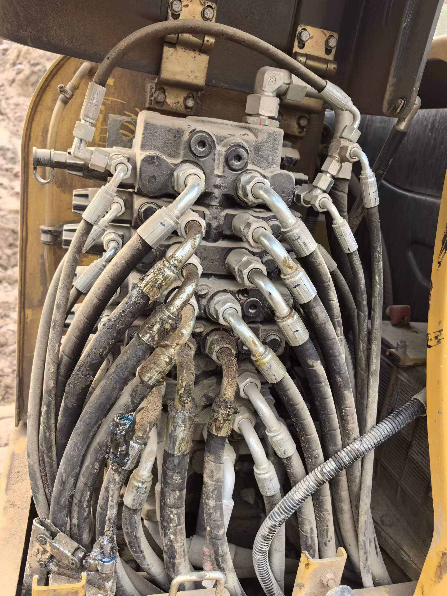 Used XCMG XE60 Excavator 2022 Model / 6