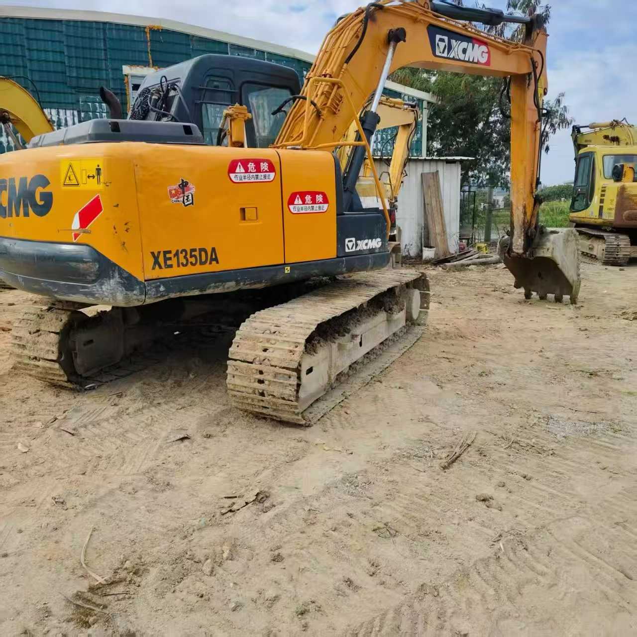 Used Komatsu PW100 Excavator 2016 Model / 2