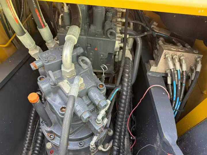 Used XCMG LW200 Excavator 2021 Model / 7