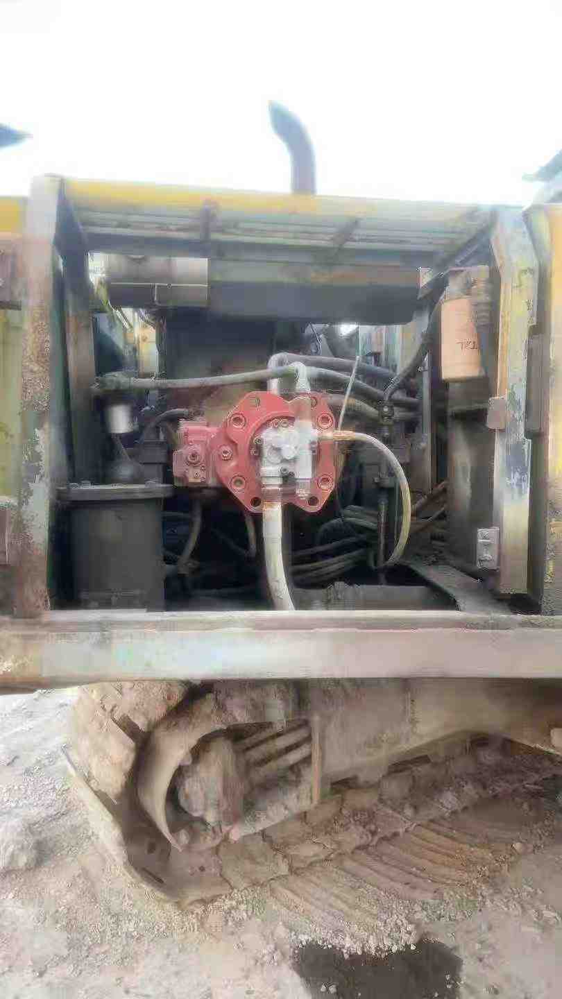 Used Sumitomo SH200A2 Excavator 2016 Model / 3