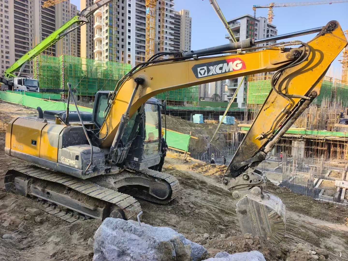 Used XCMG XE135GA Excavator 2022 Model / 5