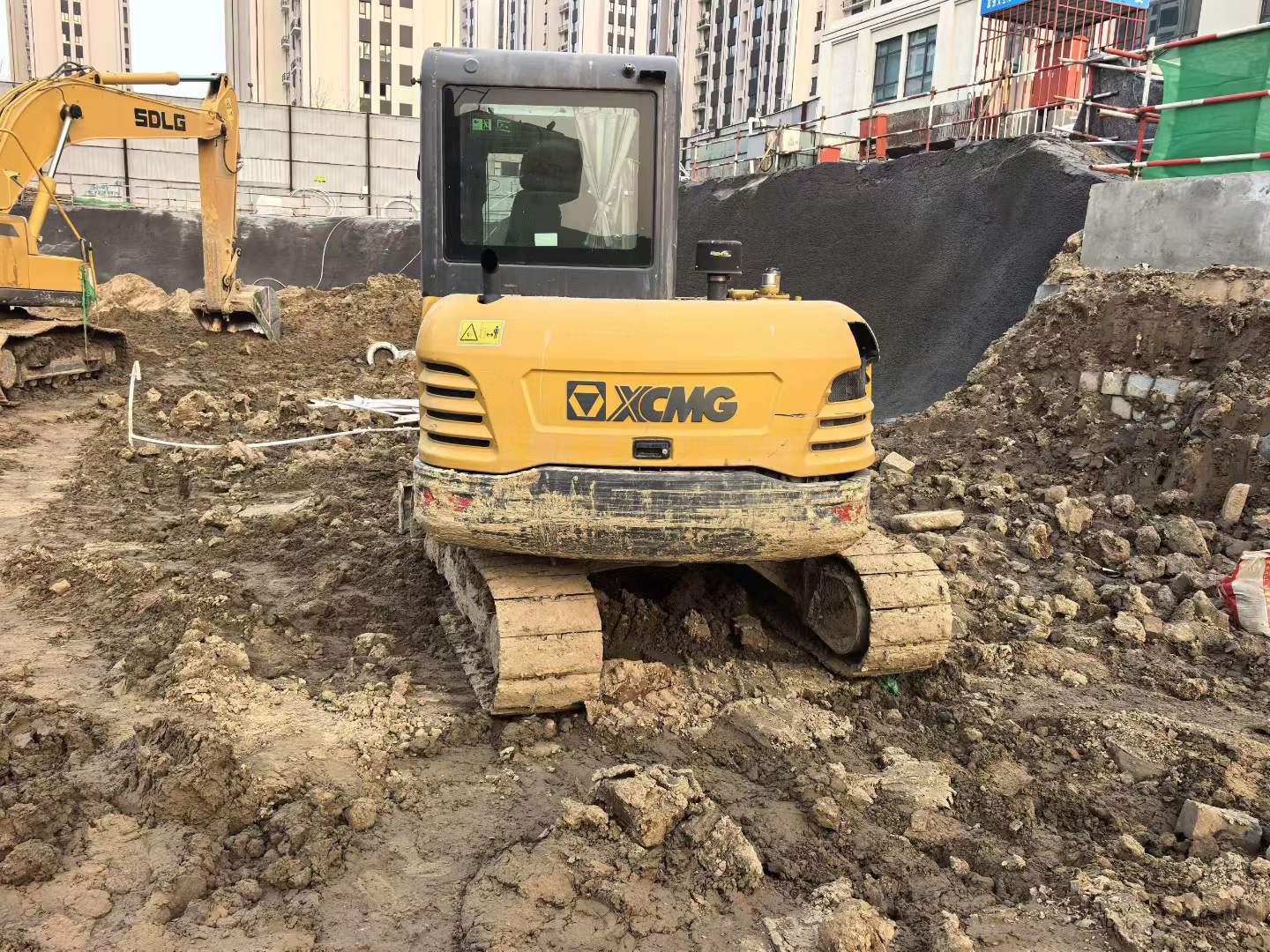 Used XCMG XE60 Excavator 2022 Model / 2