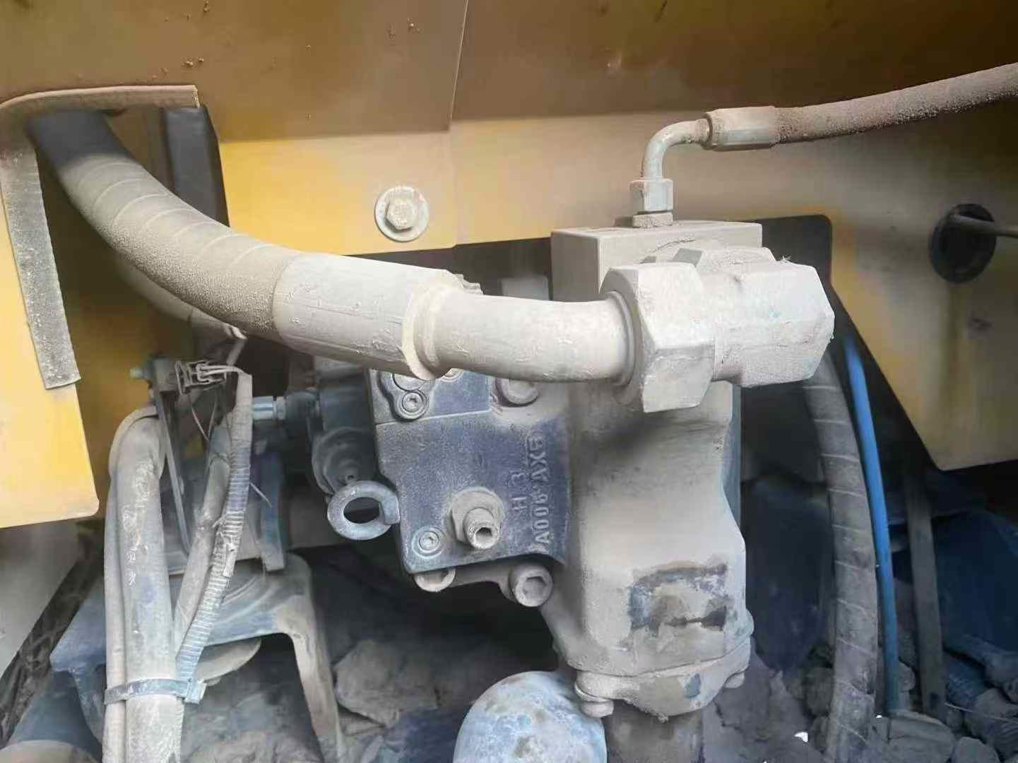 Used XCMG XE75WD Excavator 2021 Model / 8