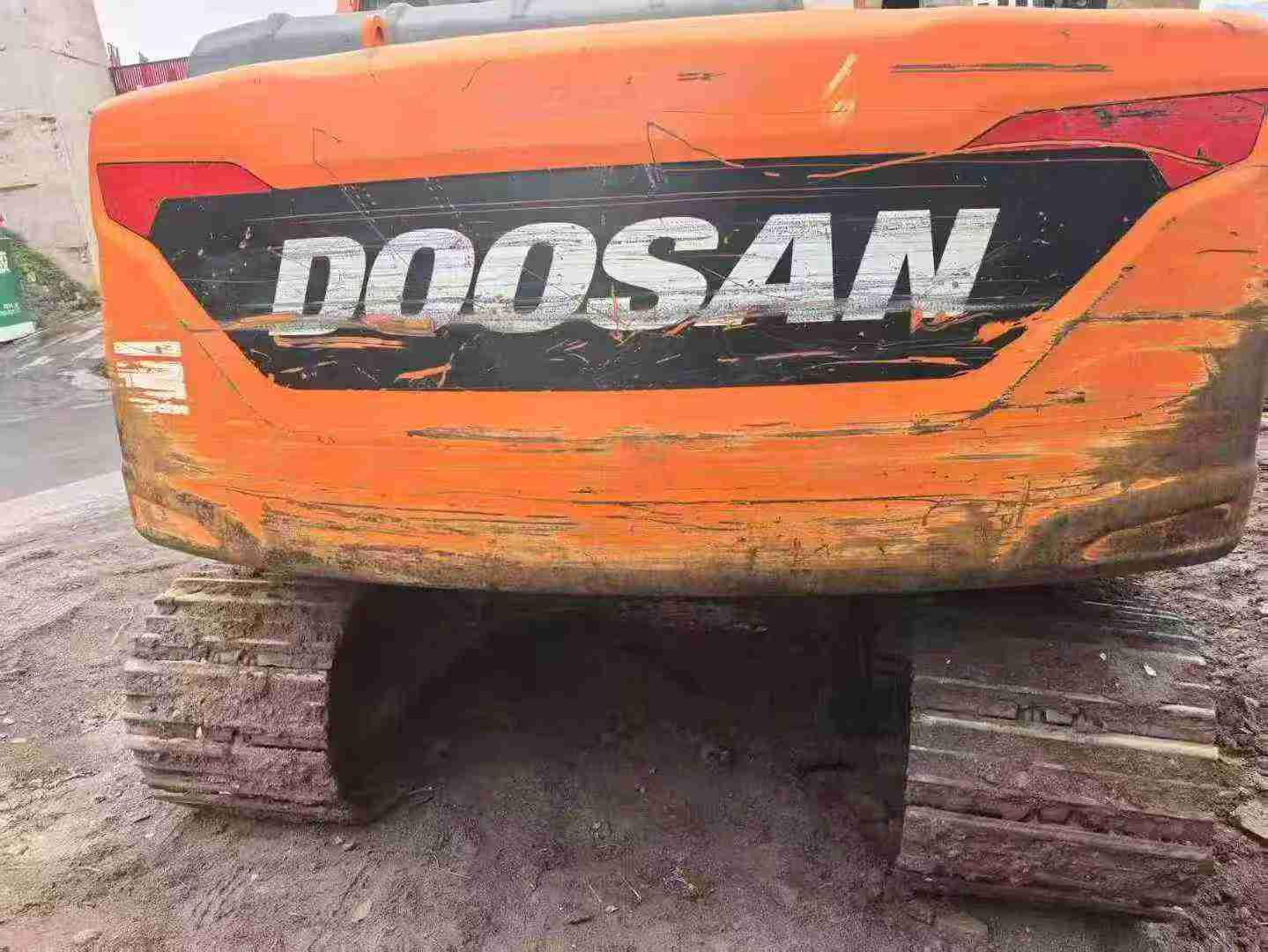 Used Doosan DH130LC-V Excavator 2016 Model / 6