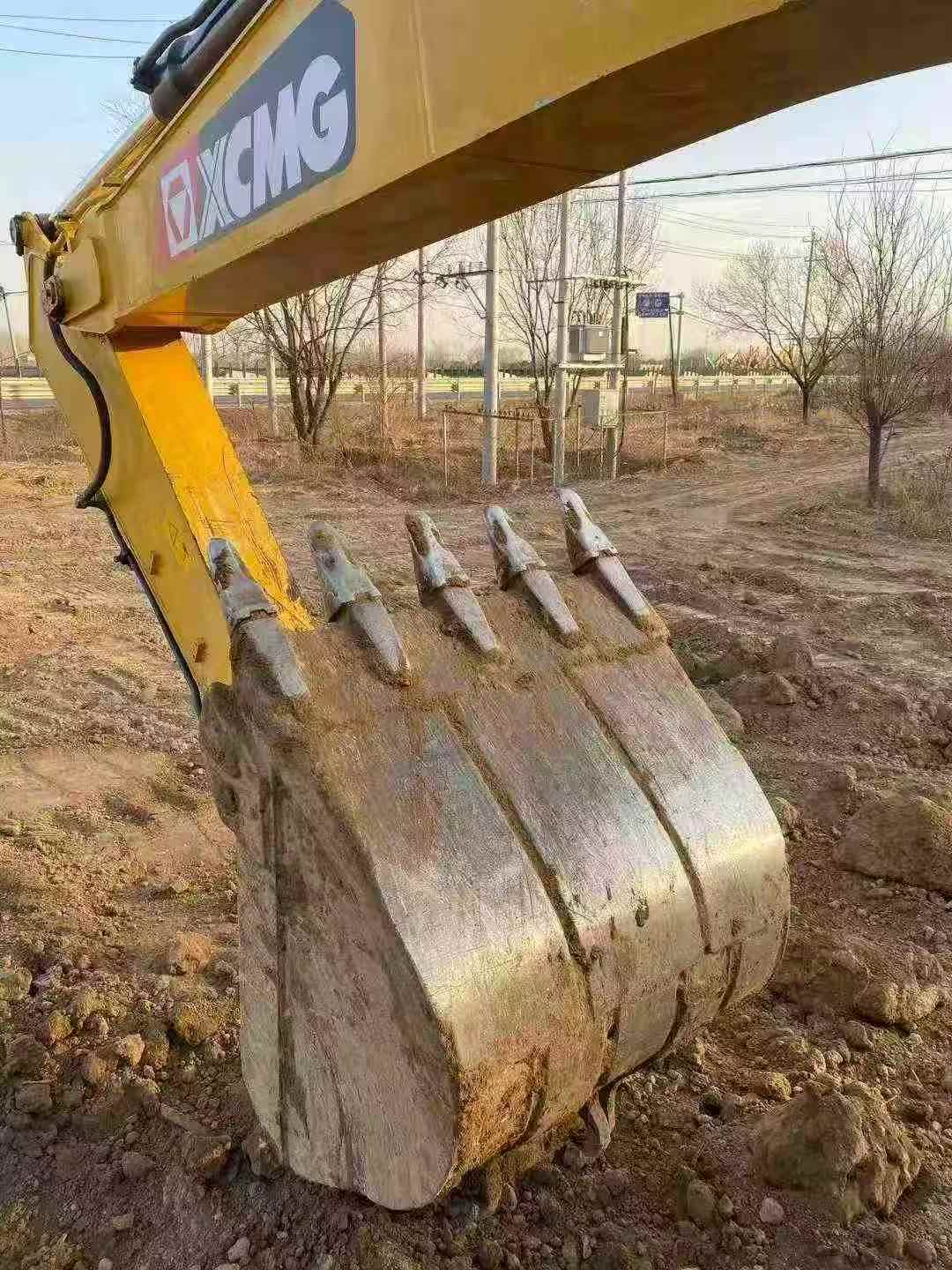 Used XCMG XE265D Excavator 2016 Model / 6