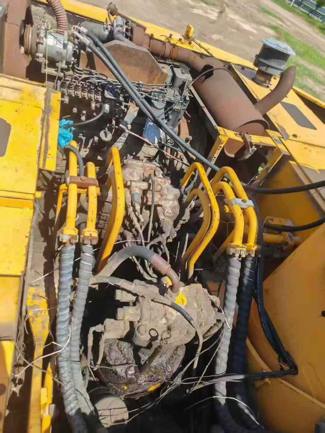 Used Hyundai R210WVS Excavator 2016 Model / 7