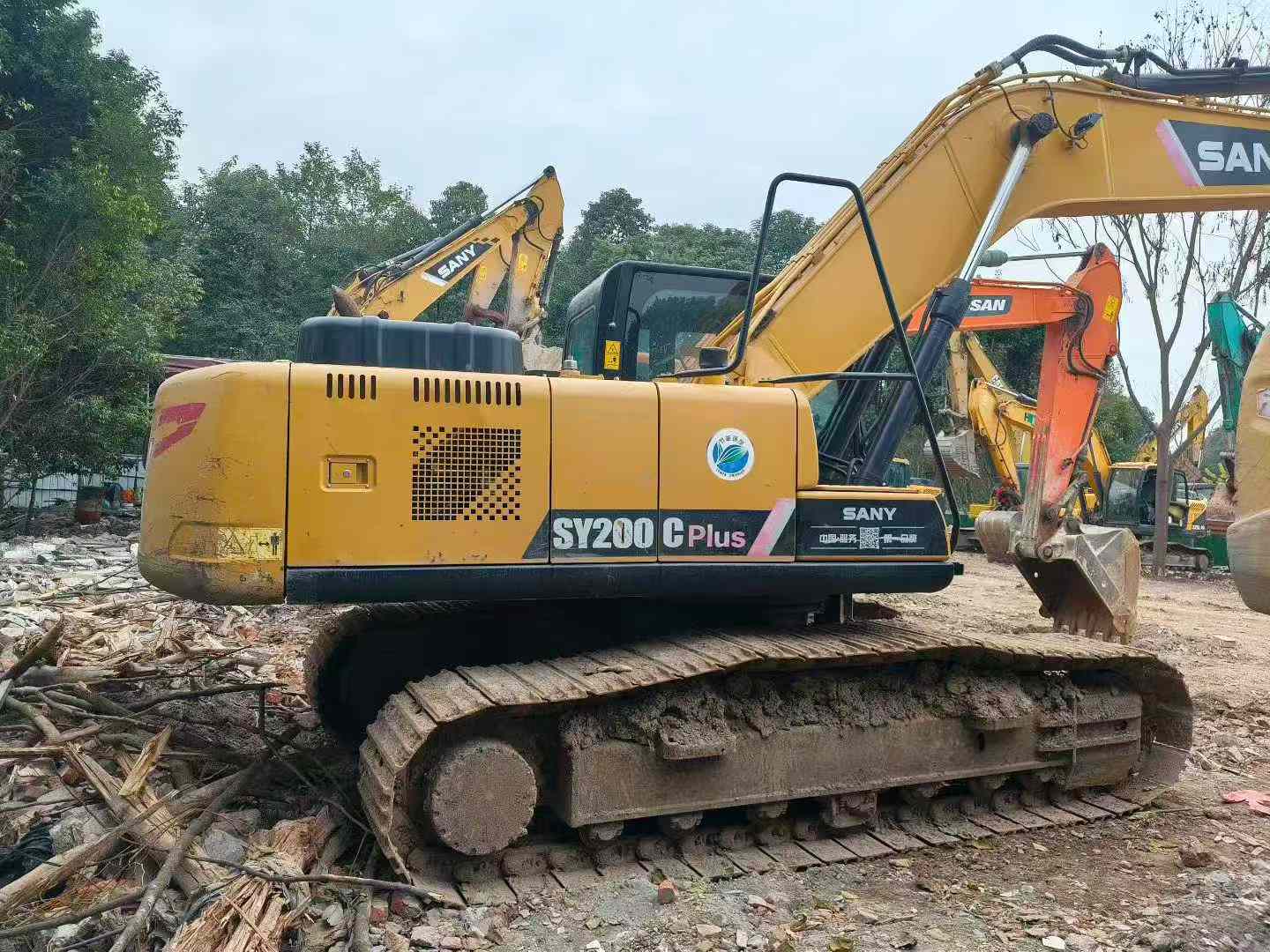 Used Sany SY200H Excavator 2016 Model / 3