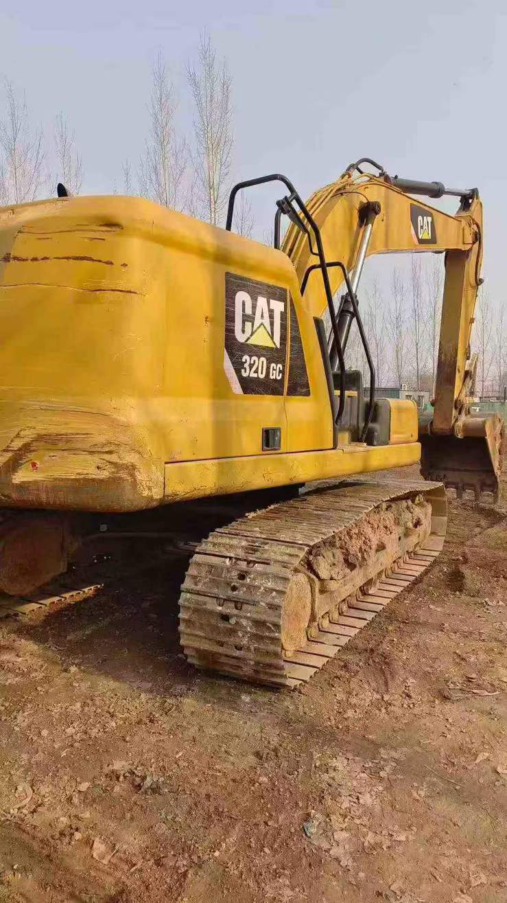 Used Caterpillar 320GC Excavator 2018 Model / 3