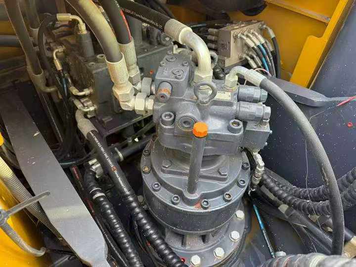 Used XCMG LW200 Excavator 2021 Model / 6