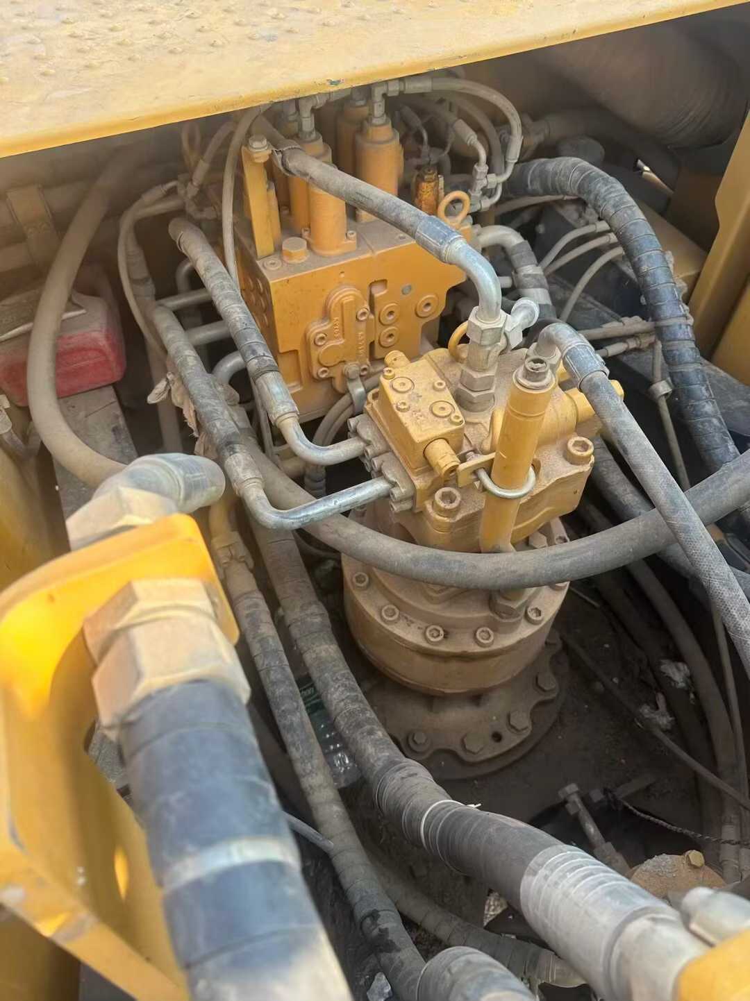 Used Sany SY245H Excavator 2019 Model / 4