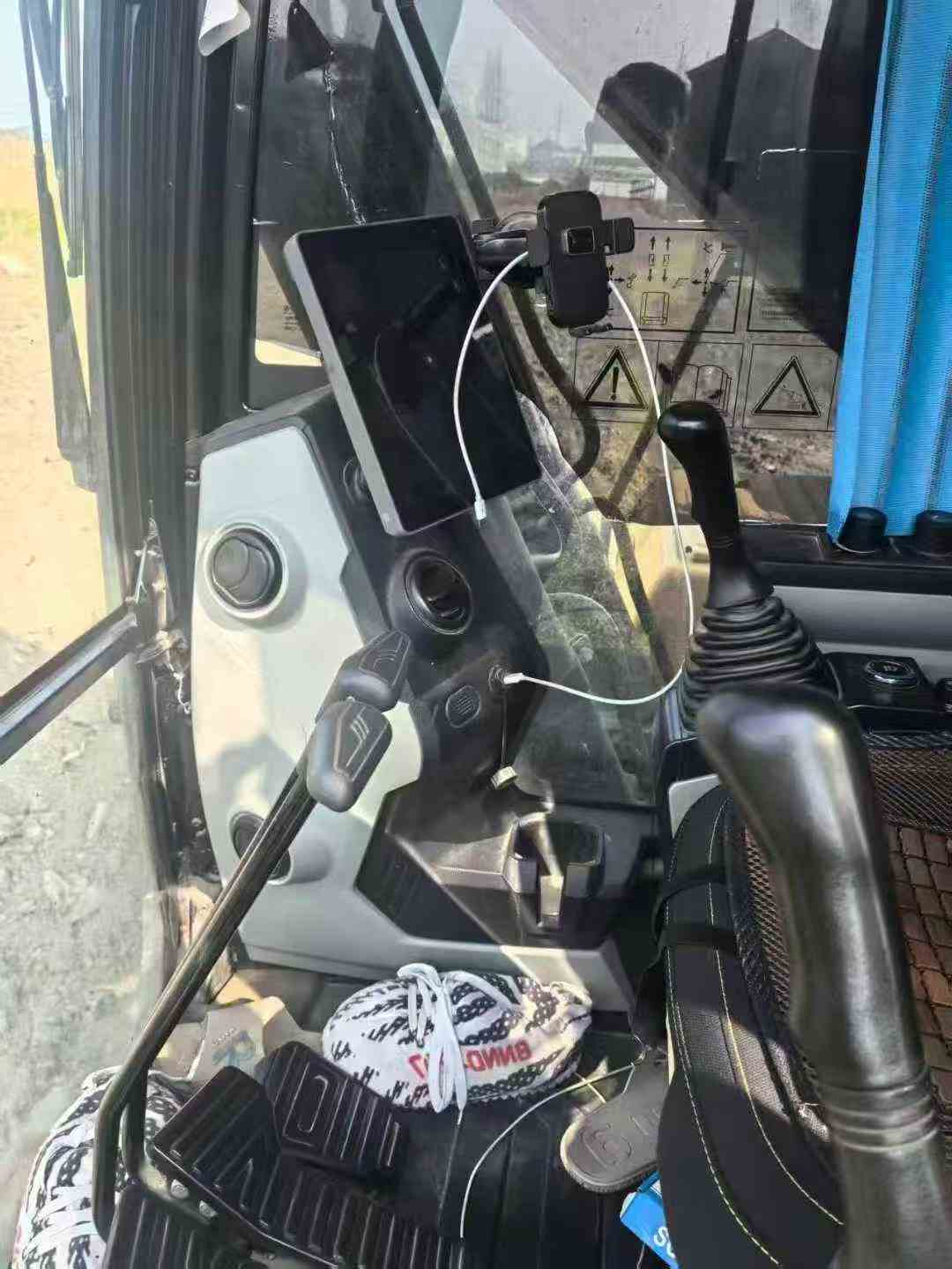 Used Sany SY200H Excavator 2021 Model / 8