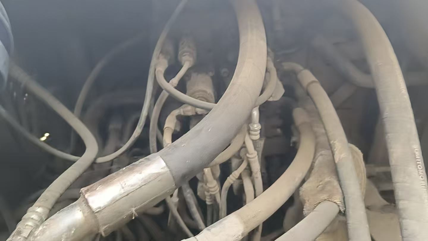 Used Sumitomo SH210-5 Excavator 2012 Model / 7