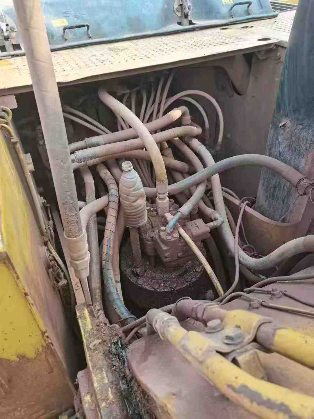 Used Caterpillar 320D Excavator 2009 Model / 9