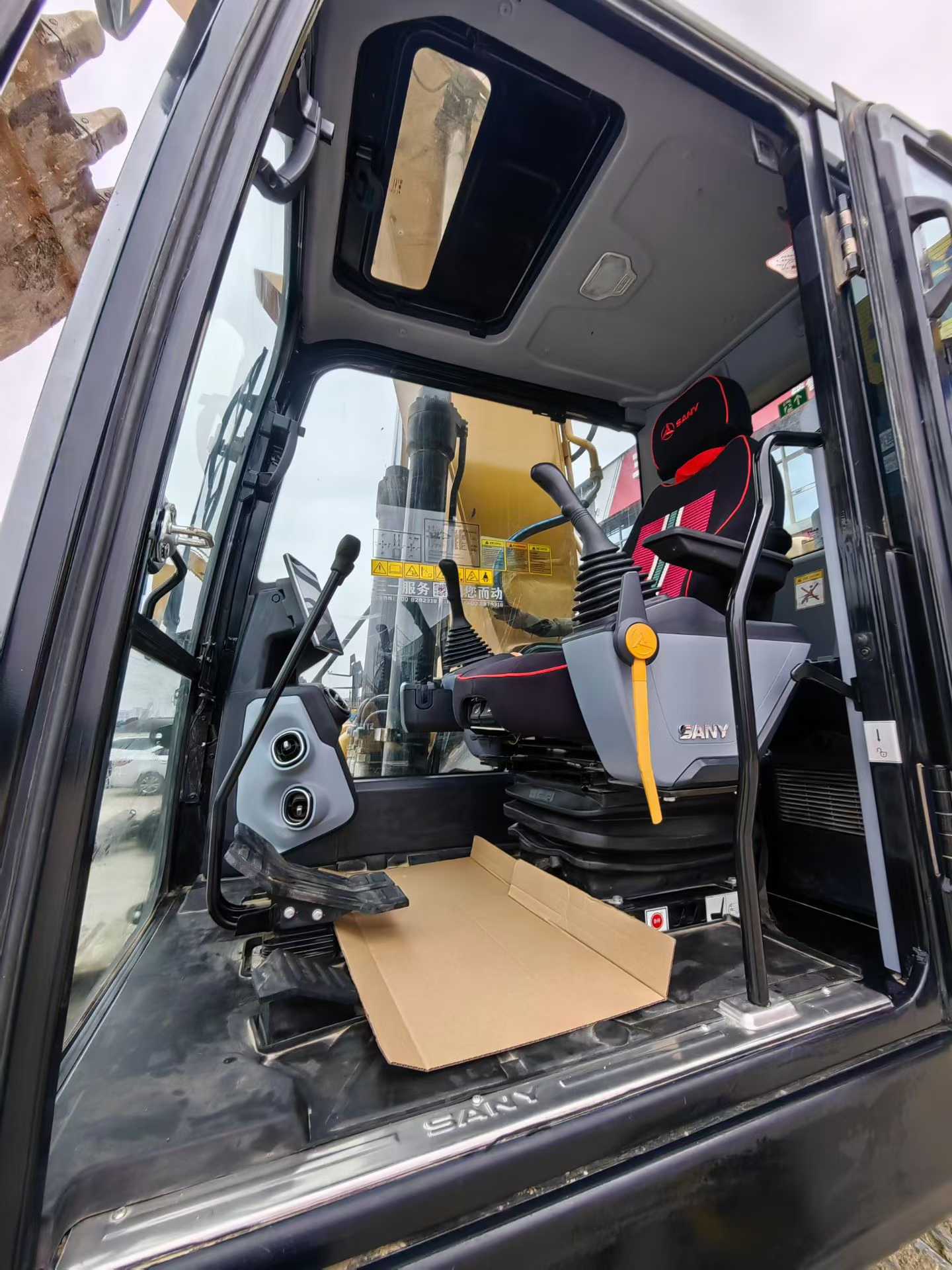 Used Sany SY205H Excavator 2016 Model / 6