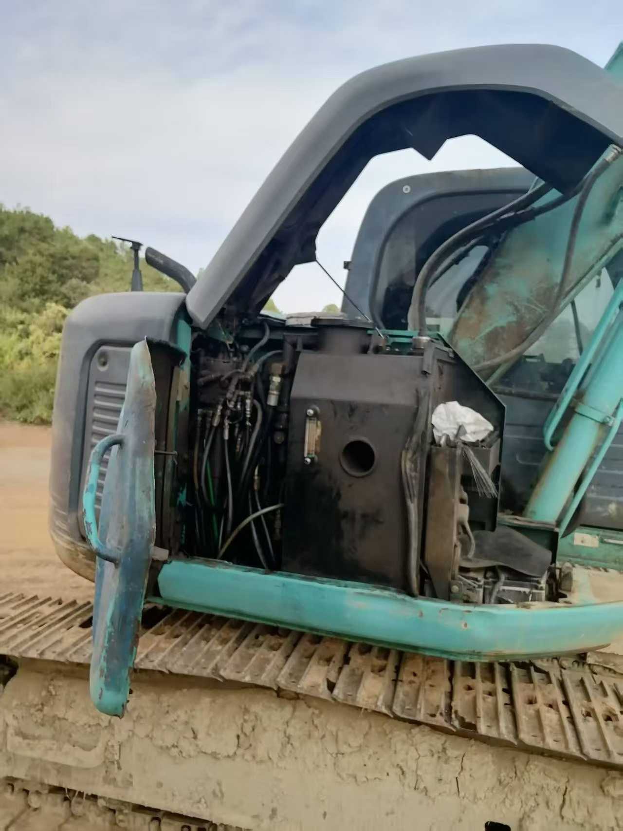 Used Kobelco SK135 Excavator 2016 Model / 4