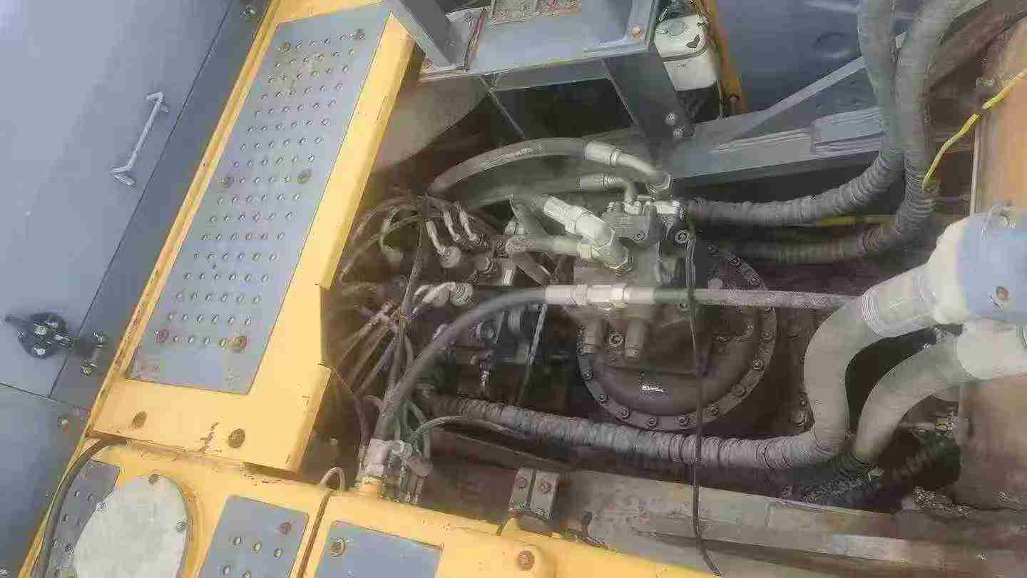 Used XCMG XE490D Excavator 2016 Model / 6