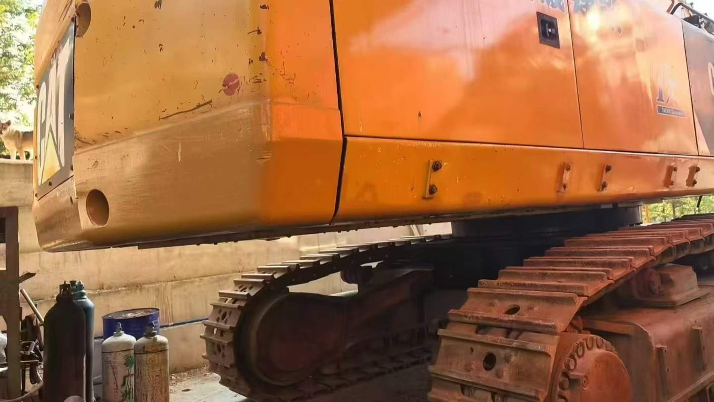 Used Caterpillar 390FLME Excavator 2016 Model / 8