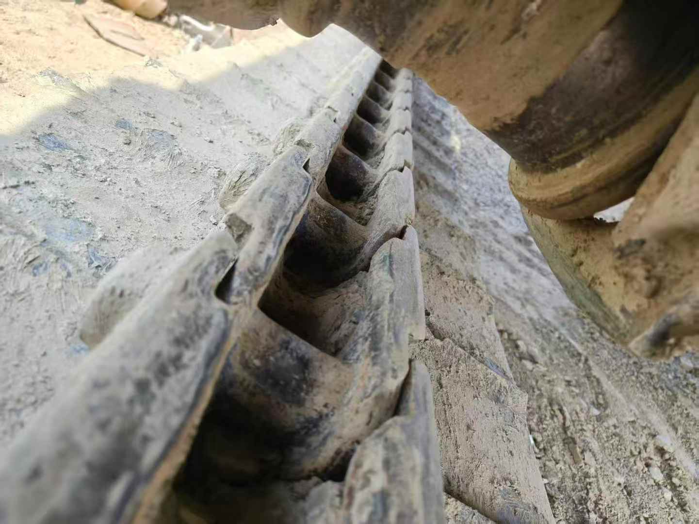 Used XCMG XE135B Excavator 2020 Model / 3