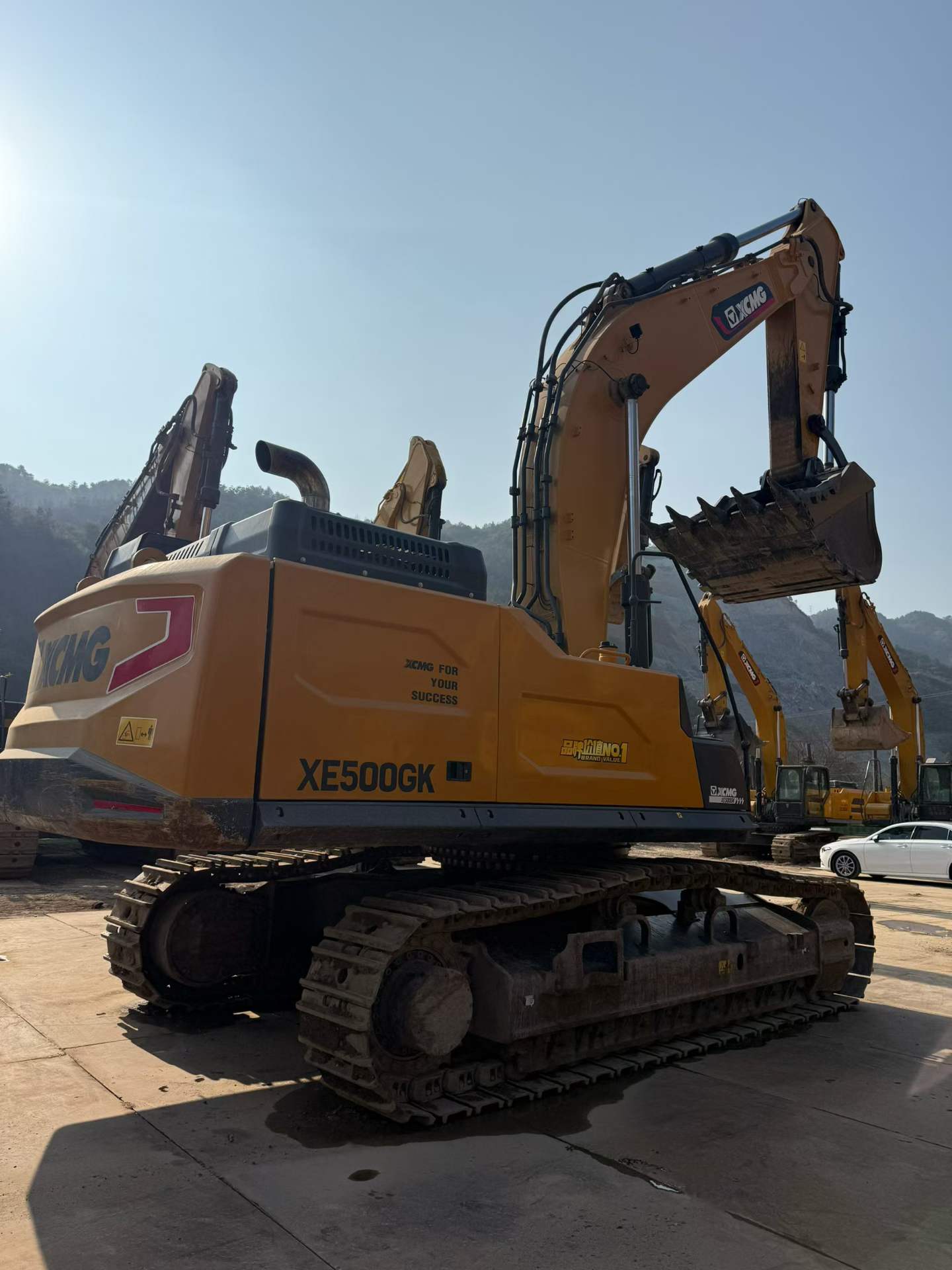 Used XCMG XE3000 Excavator 2023 Model / 3