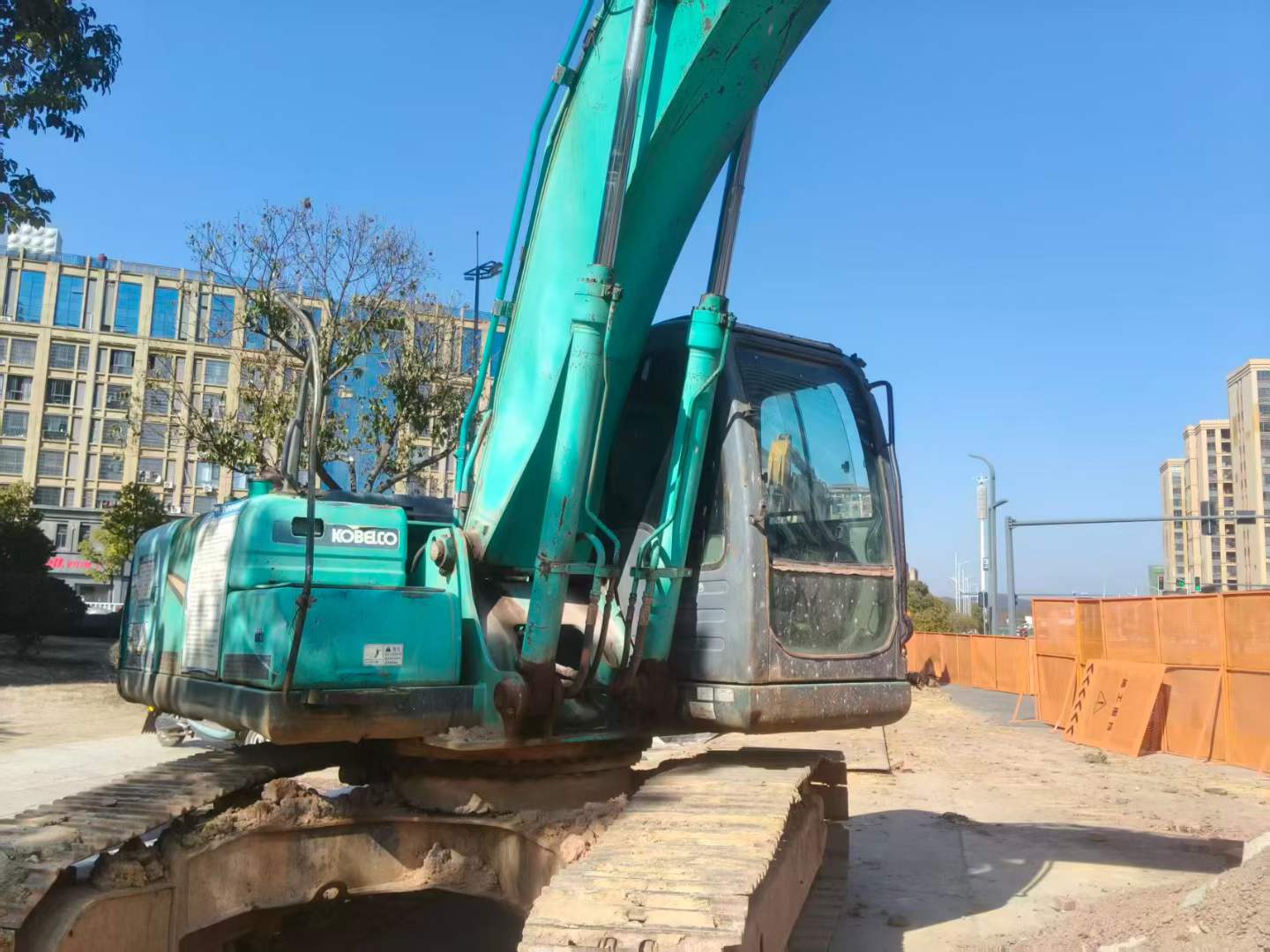 Used Kobelco SK200-8 Excavator 2016 Model / 2