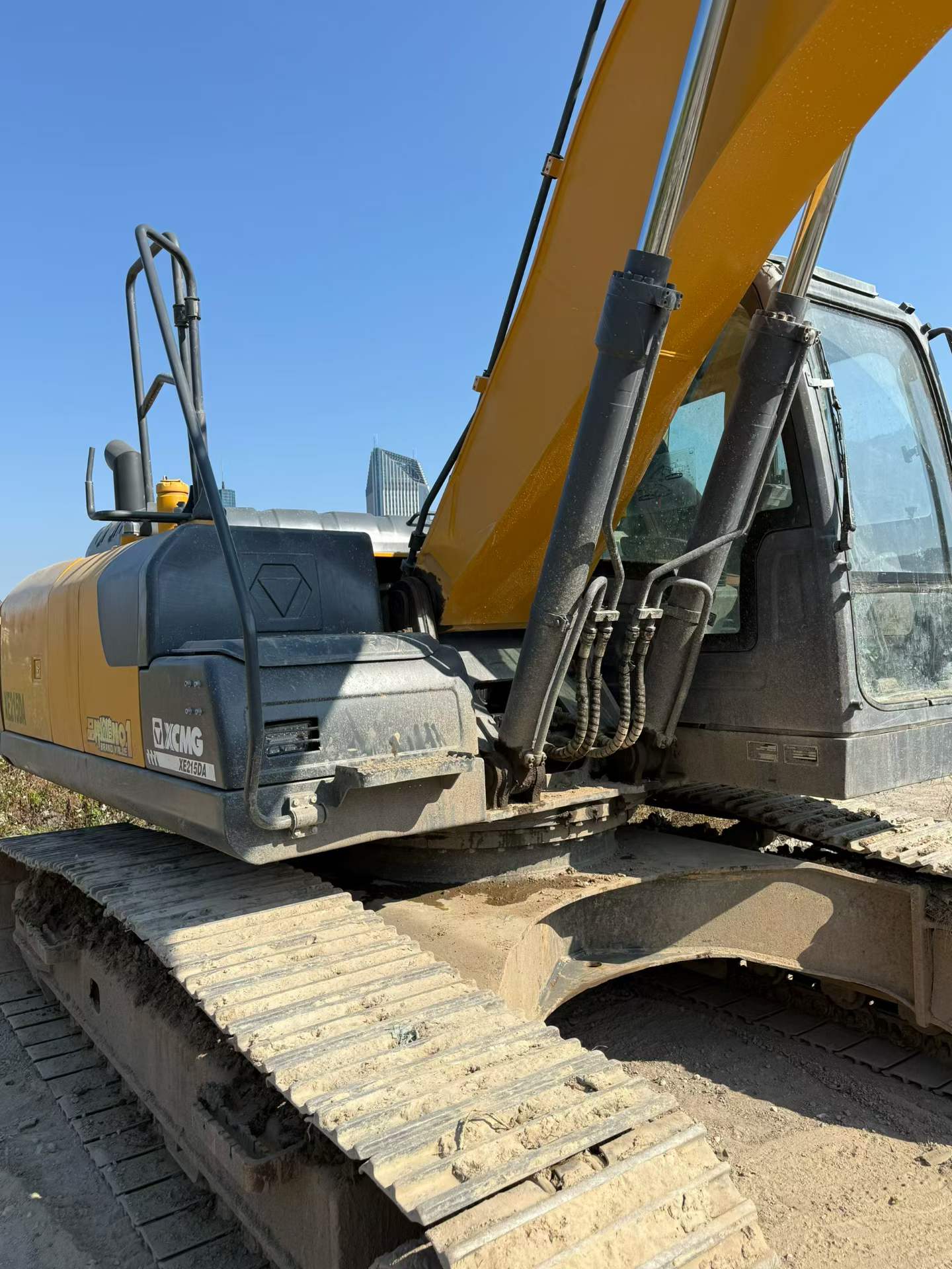 Used XCMG XE215 Excavator 2016 Model / 2