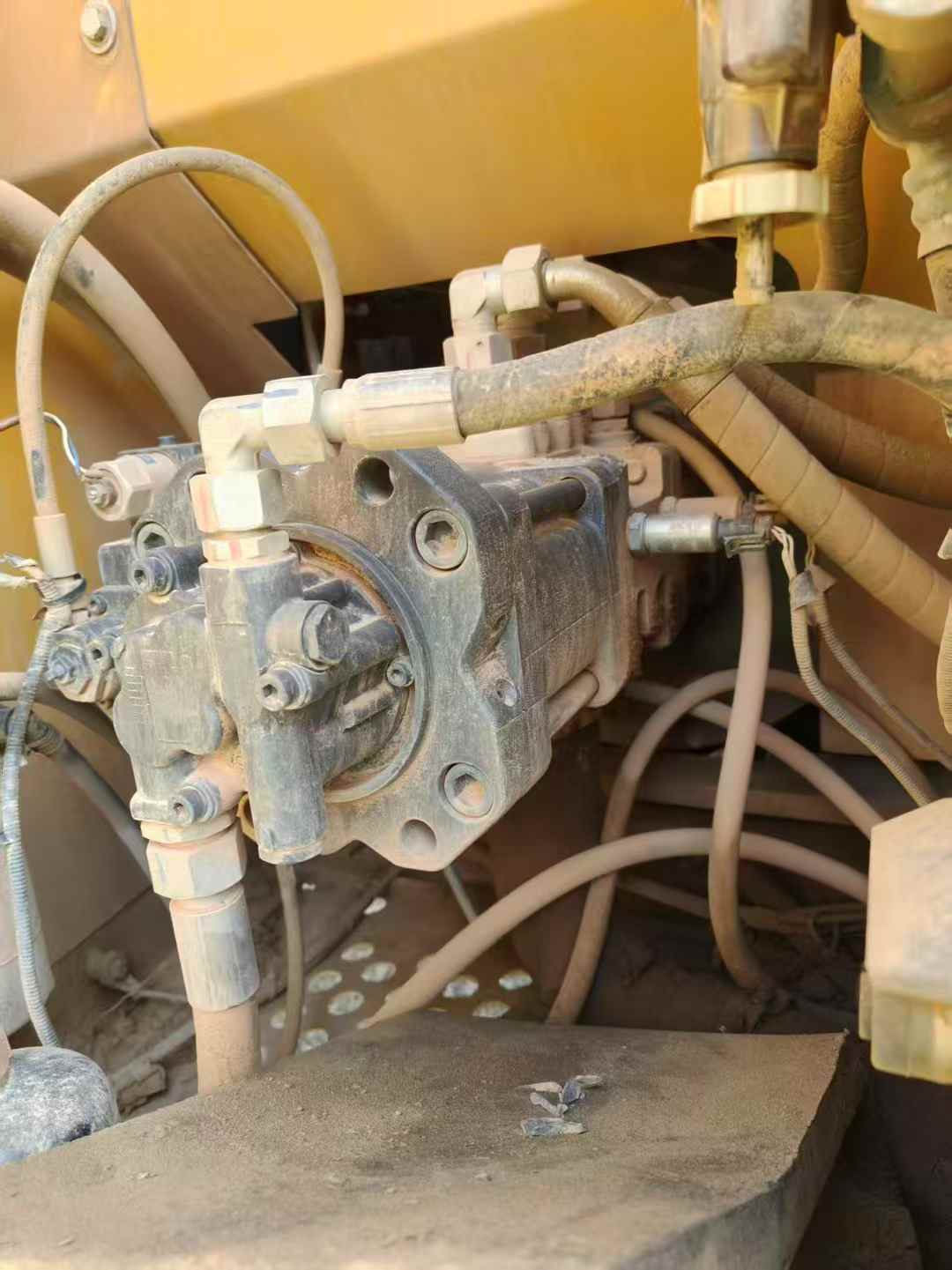 Used XCMG XE135B Excavator 2020 Model / 2