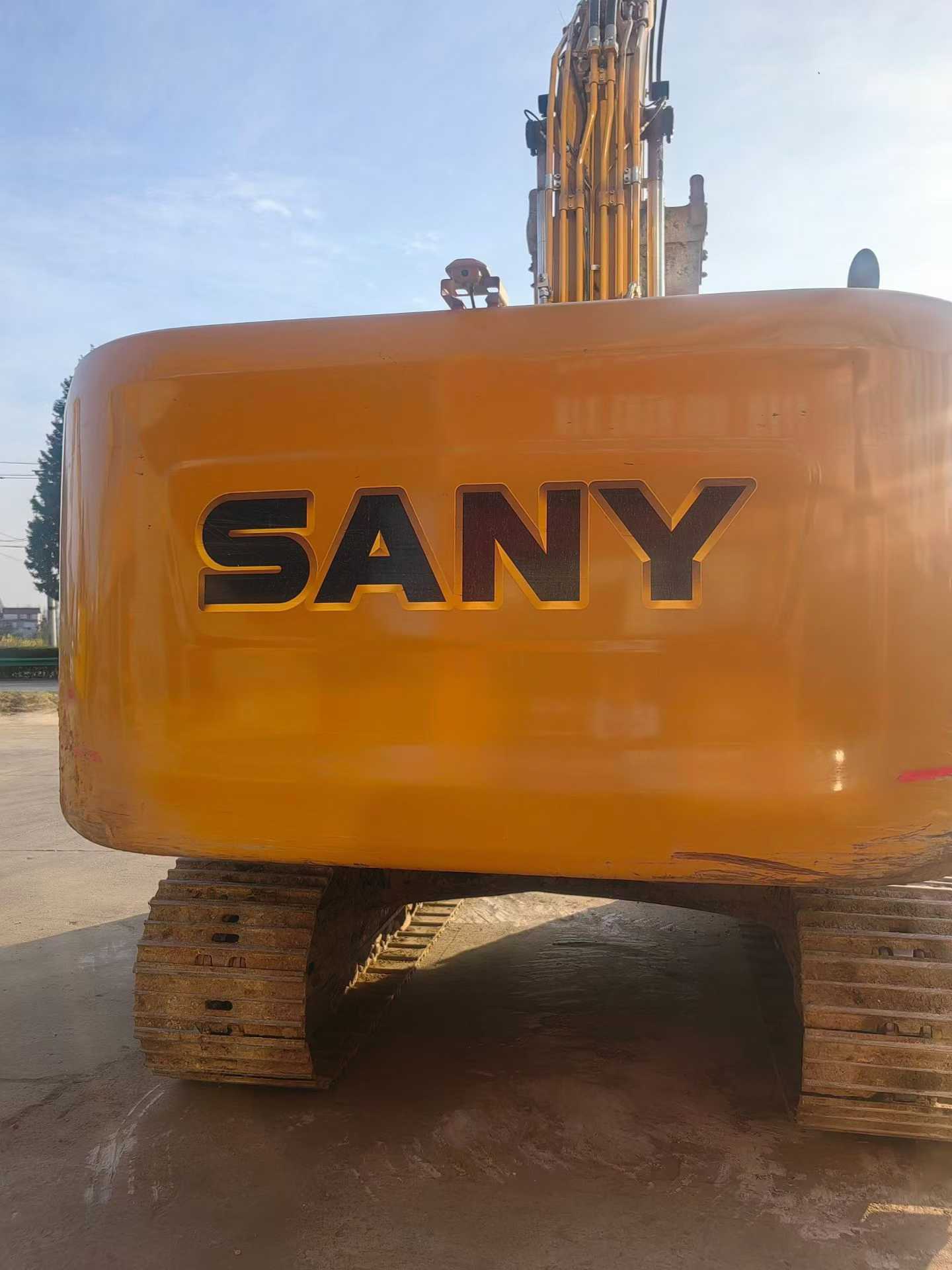 Used Sany SY205H Excavator 2016 Model / 8