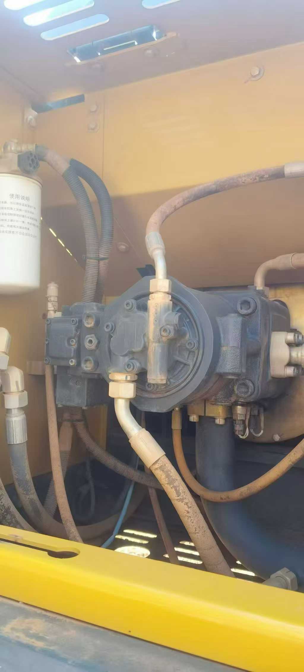 Used XCMG XE225DK Excavator 2020 Model / 3