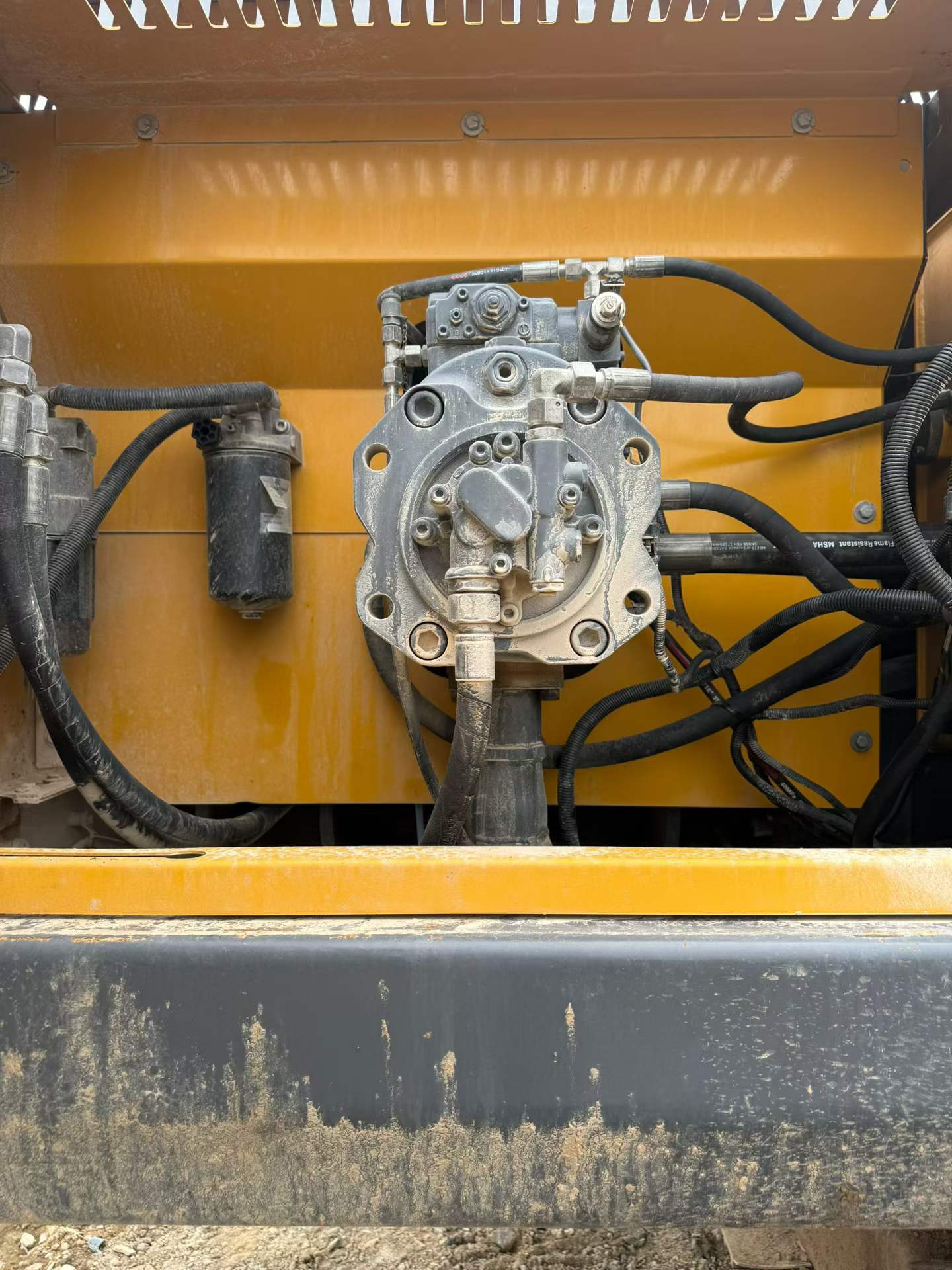 Used XCMG XE370 Excavator 2016 Model / 8