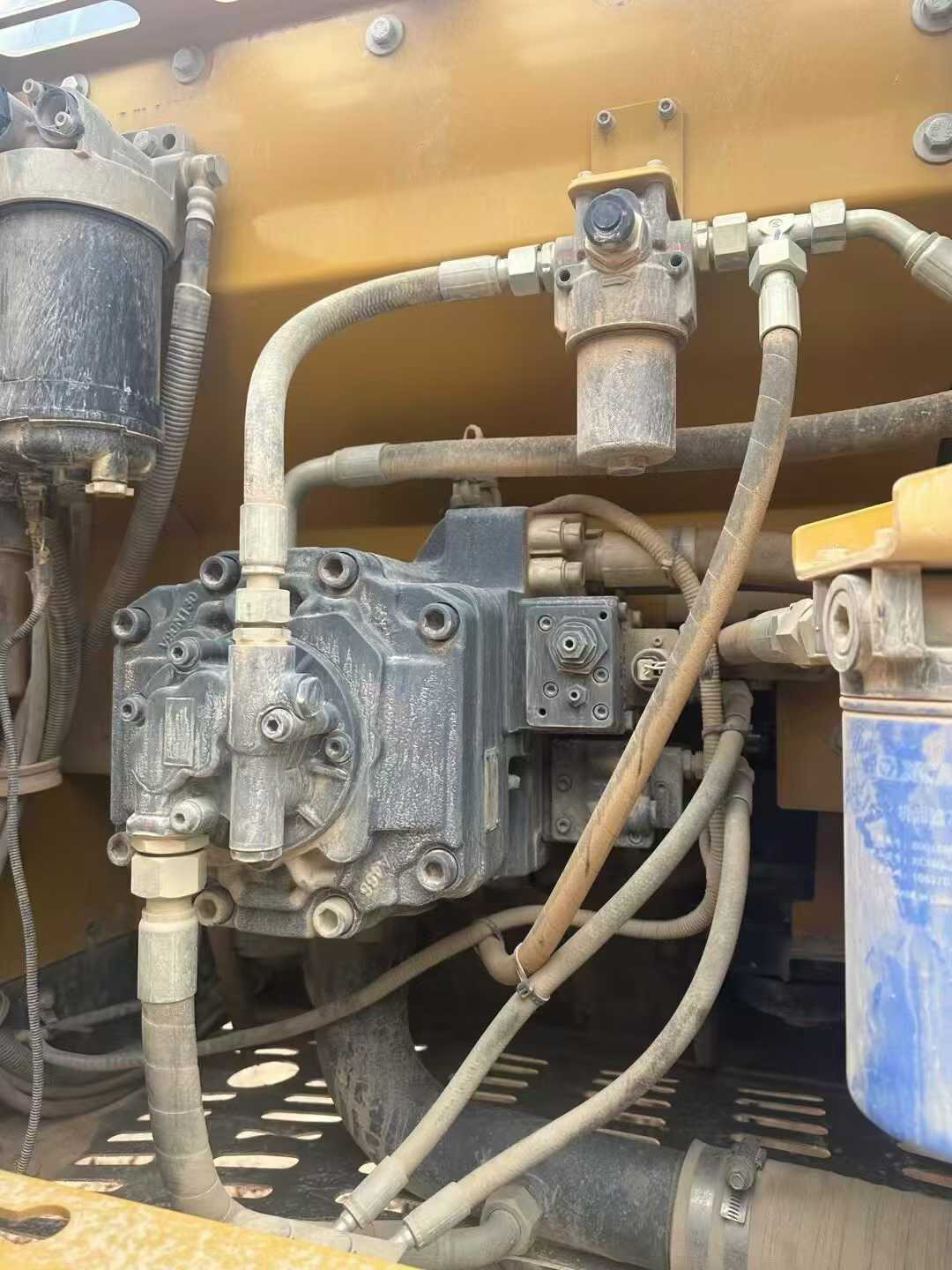 Used XCMG XE205GH Excavator 2021 Model / 6