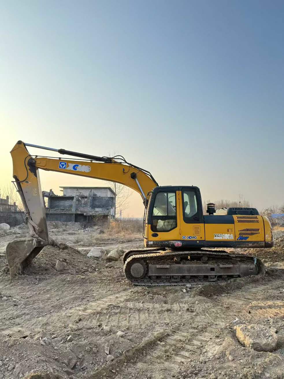 Used XCMG XE215 Excavator 2015 Model / 6